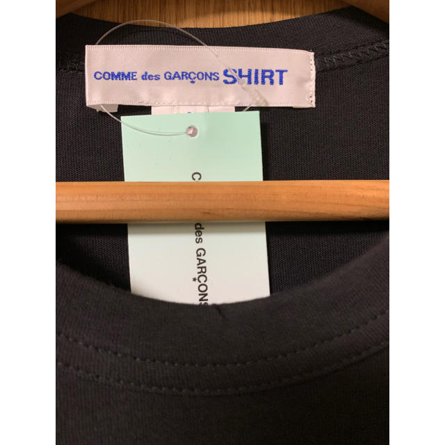 COMME des GARCONS(コムデギャルソン)の新品 2020AW新作 コムデギャルソンシャツTシャツ ロゴ 黒 ブラック XL メンズのトップス(Tシャツ/カットソー(半袖/袖なし))の商品写真