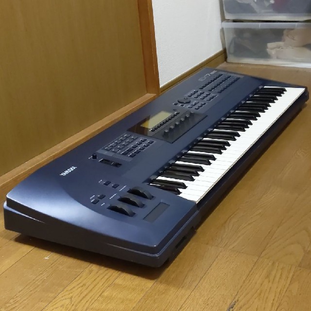 送料無料 シンセサイザー キーボード 電子ピアノ YAMAHA EX7-