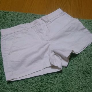 ギャップ(GAP)のGAP✾✿❀ホワイトパンツ(ショートパンツ)