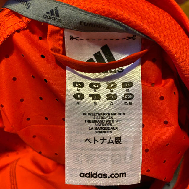 adidas(アディダス)のadidas メンズM ナイロンジャケット オールシーズン ほぼ未使用品 メンズのジャケット/アウター(ナイロンジャケット)の商品写真