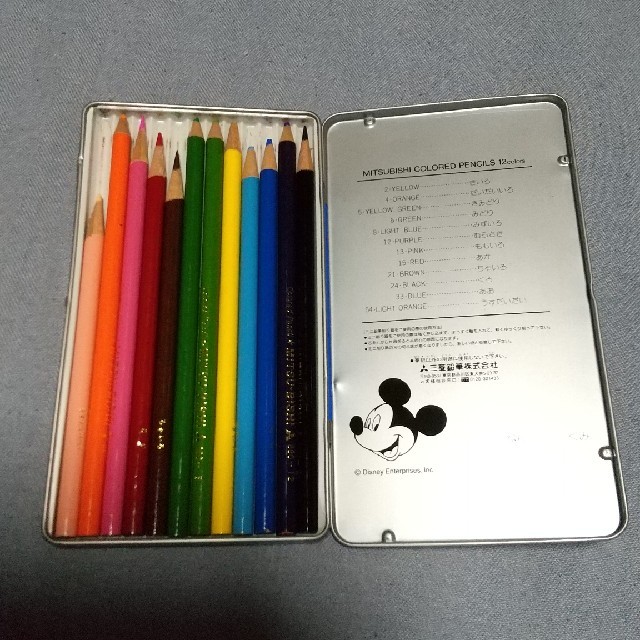 Disney(ディズニー)のディズニー色鉛筆 エンタメ/ホビーのアート用品(色鉛筆)の商品写真