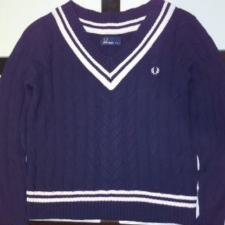 フレッドペリー(FRED PERRY)のFRED PERRY フレッドペリー  Vネックセーター(ニット/セーター)