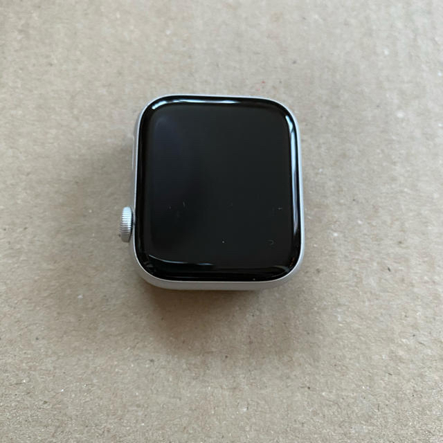 Apple Watch(アップルウォッチ)のApple Watch series5 シルバーアルミ 44mm GPSモデル スマホ/家電/カメラのスマートフォン/携帯電話(その他)の商品写真