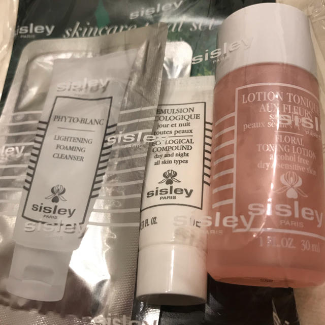 Sisley(シスレー)の【値下げ】シスレー　アメニティセット コスメ/美容のキット/セット(サンプル/トライアルキット)の商品写真