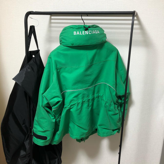 Balenciaga(バレンシアガ)のNo Ri 様 メンズのジャケット/アウター(マウンテンパーカー)の商品写真