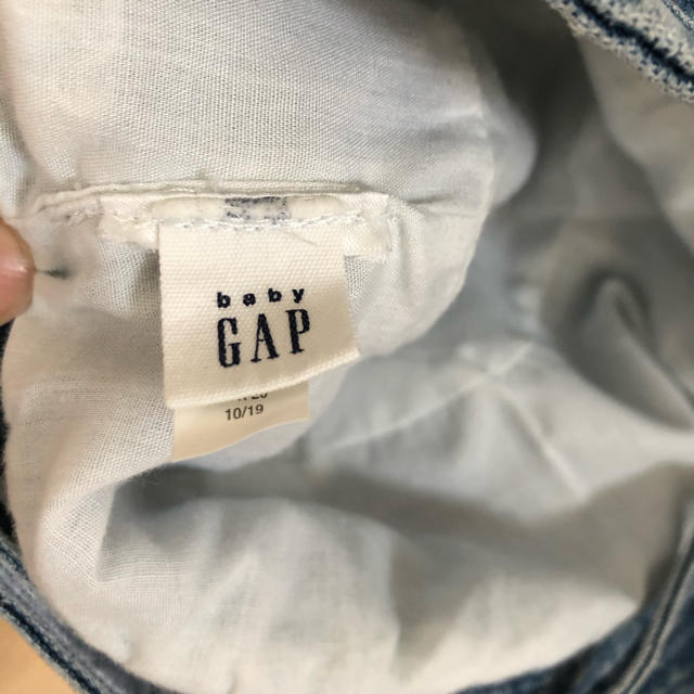 GAP(ギャップ)のGAP ベビーデニムハット キッズ/ベビー/マタニティのこども用ファッション小物(帽子)の商品写真