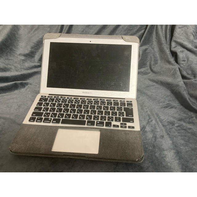 MacBook air mid 2011 11inch i5 4GB ssd