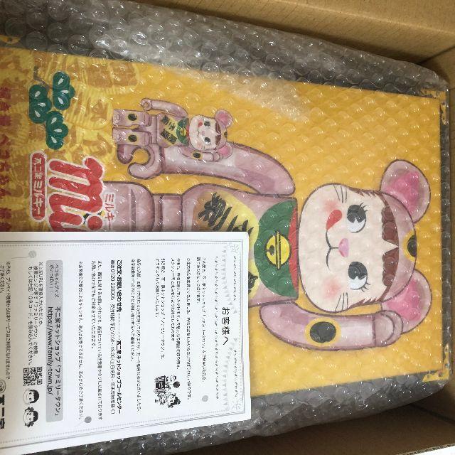 MEDICOM TOY(メディコムトイ)のBE@RBRICK 招き猫ペコちゃん 桃金メッキ 100％＆400％ エンタメ/ホビーのフィギュア(その他)の商品写真