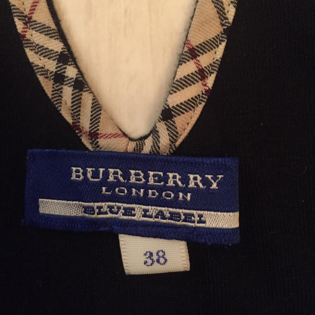 BURBERRY(バーバリー)のバーバリーブルーレーベル✳︎タンクトップ レディースのトップス(Tシャツ(半袖/袖なし))の商品写真