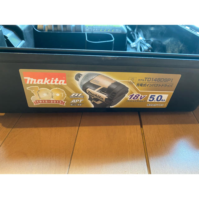 限定商品 マキタ創業100周年モデル 充電式インパクトドライバTD148DSP1