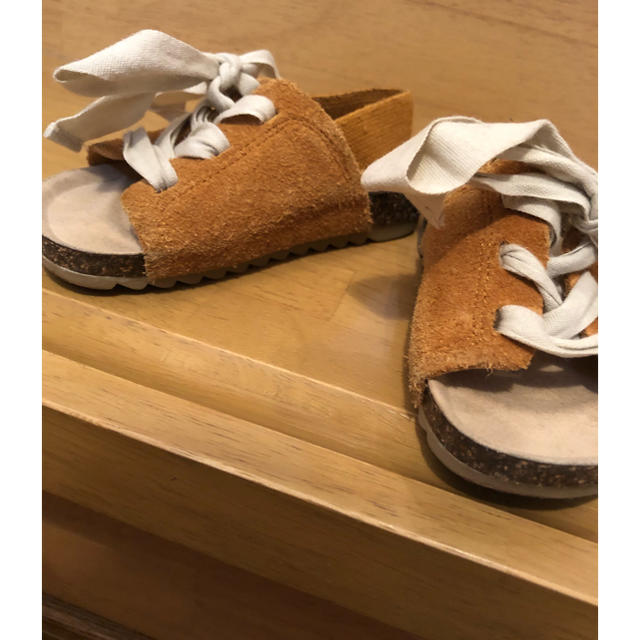 ZARA KIDS(ザラキッズ)のzara サンダル キッズ/ベビー/マタニティのベビー靴/シューズ(~14cm)(サンダル)の商品写真