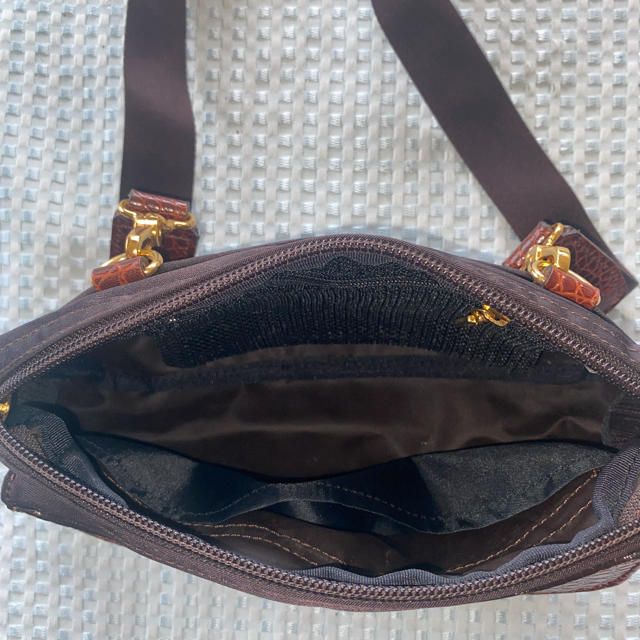 VISEE(ヴィセ)のヴィセテショルダーバック レディースのバッグ(ショルダーバッグ)の商品写真