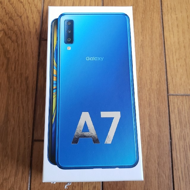 スマートフォン/携帯電話Galaxy A7 64GB ブルー