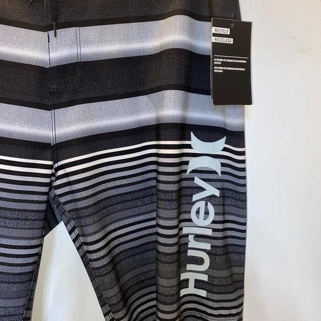 Hurley(ハーレー)のHurley ハーレー　ボードショーツ  海パン　サーフィン　新品　 メンズの水着/浴衣(水着)の商品写真