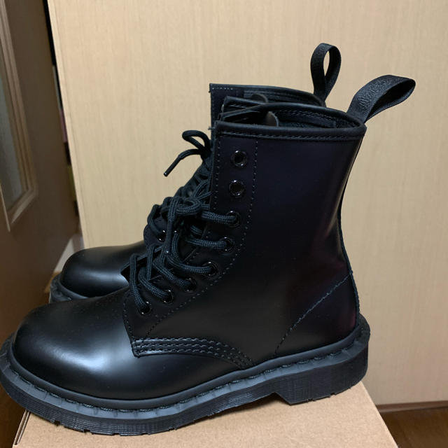 Dr.Martens(ドクターマーチン)のドクターマーチン　8ホール　UK4 レディースの靴/シューズ(ブーツ)の商品写真