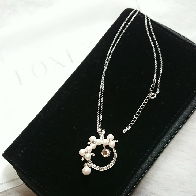 FOXEY(フォクシー)のご専用です。FOXEY Necklace “Pearl Champagne” レディースのアクセサリー(ネックレス)の商品写真