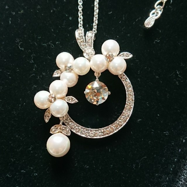 FOXEY(フォクシー)のご専用です。FOXEY Necklace “Pearl Champagne” レディースのアクセサリー(ネックレス)の商品写真