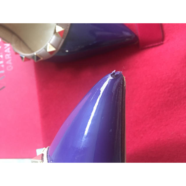 valentino garavani(ヴァレンティノガラヴァーニ)のヴァレンティノ  ロックスタッズパンプス レディースの靴/シューズ(ハイヒール/パンプス)の商品写真