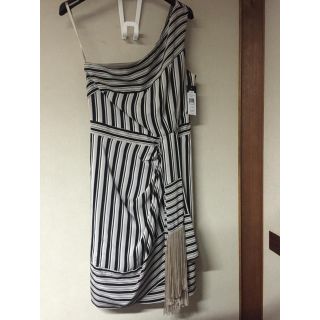 ビーシービージーマックスアズリア(BCBGMAXAZRIA)のBCBGMAXAZRIA♡ワンピース(ひざ丈ワンピース)