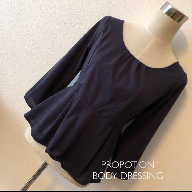 PROPORTION BODY DRESSING(プロポーションボディドレッシング)のPROPORTION BODYDRESSING デザイン ブラウス 3 ネイビー レディースのトップス(シャツ/ブラウス(長袖/七分))の商品写真