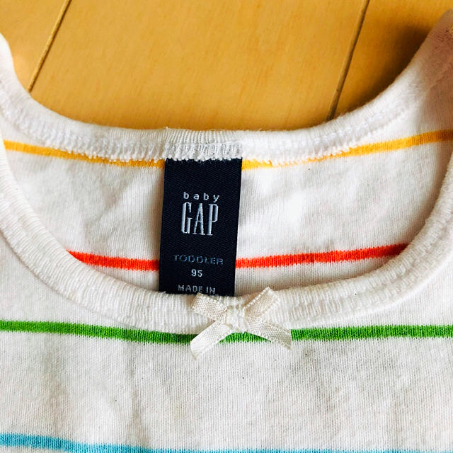 GAP(ギャップ)のmmmm様専用　お取り置き 95 GAP ノースリーブ レース  キッズ/ベビー/マタニティのキッズ服女の子用(90cm~)(Tシャツ/カットソー)の商品写真