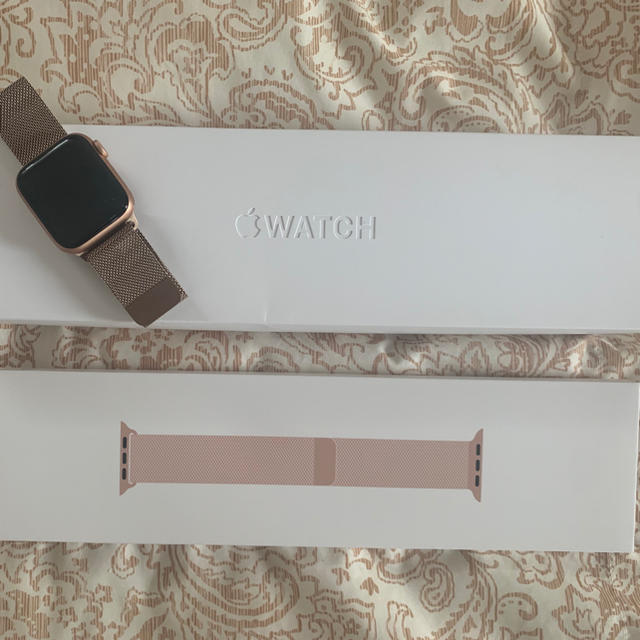 【即発送】新品未使用　Apple Watch5