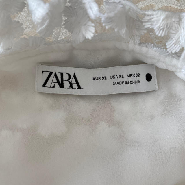 ZARA(ザラ)のZARA ミニワンピース レディースのワンピース(ミニワンピース)の商品写真