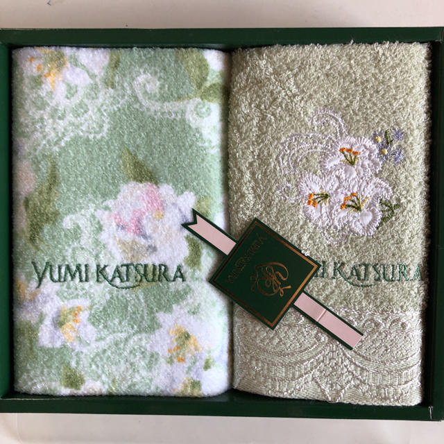 YUMI KATSURA pearl様専用 桂由美ハンドタオル2枚の通販 by 樹里's shop｜ユミカツラならラクマ