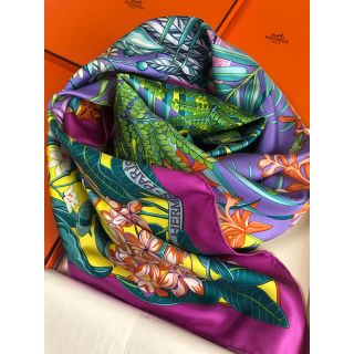 エルメス(Hermes)の新品♡タグ付きHERMESスカーフカレ(バンダナ/スカーフ)