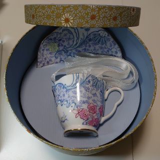 ウェッジウッド(WEDGWOOD)の【未使用】化粧箱付 ウェッジウッド バタフライ ブルーム ティーカップ&ソーサー(グラス/カップ)