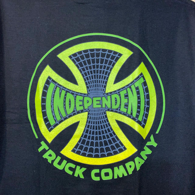 INDEPENDENT(インディペンデント)のINDEPENDENT CREATURE  Tシャツ ブラック Mサイズ 新品 メンズのトップス(Tシャツ/カットソー(半袖/袖なし))の商品写真