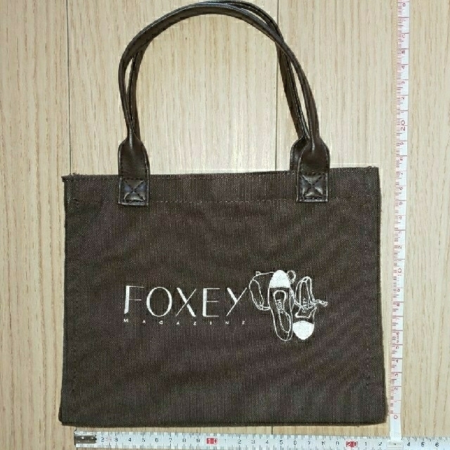 FOXEY(フォクシー)の🖤FOXEY🖤バッグ🖤お弁当🖤ワンちゃんお散歩 レディースのバッグ(トートバッグ)の商品写真