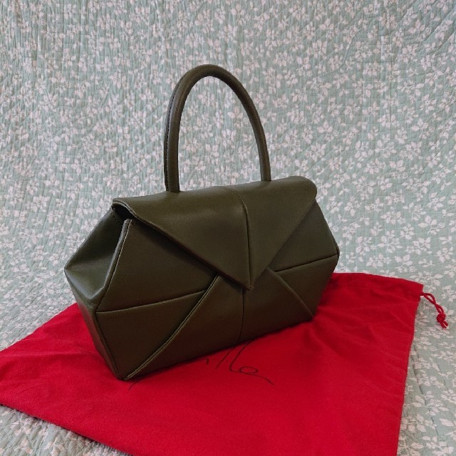 シビラ(未使用品)本革折り紙デザインバッグ
