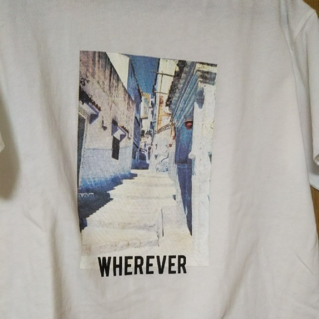 Rakuten(ラクテン)のTEANYティーニーsayaコラボスフォトTシャツ白街 レディースのトップス(Tシャツ(半袖/袖なし))の商品写真