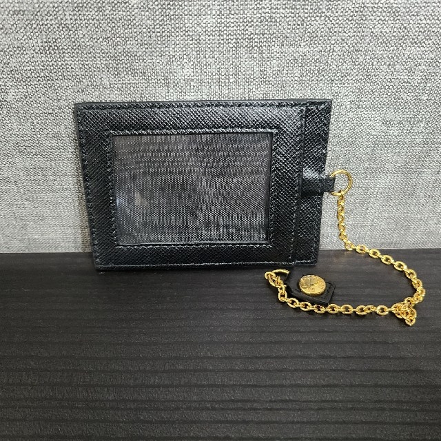 PRADA(プラダ)のPRADA　定期ケース レディースのファッション小物(名刺入れ/定期入れ)の商品写真