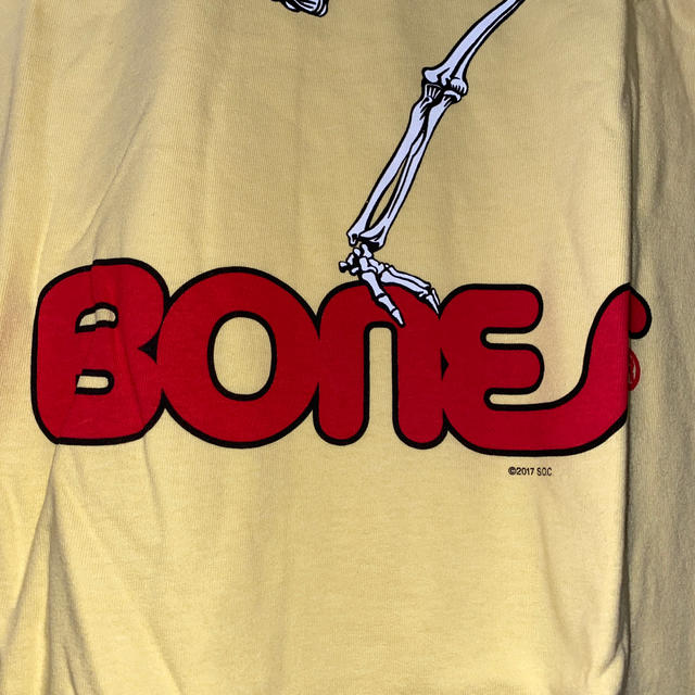 POWEL パウエルペラルタ BONES Tシャツ　新品　イエロー　M メンズのトップス(Tシャツ/カットソー(半袖/袖なし))の商品写真