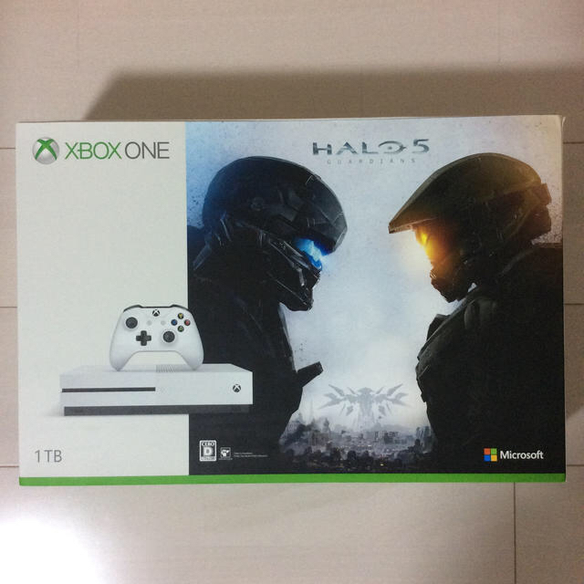 Xbox(エックスボックス)のMicrosoft Xbox One S 1TB  エンタメ/ホビーのゲームソフト/ゲーム機本体(家庭用ゲーム機本体)の商品写真