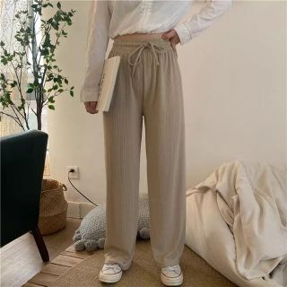 ザラ(ZARA)の【oatmeal】ハイウエストストレートパンツ(カジュアルパンツ)