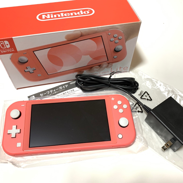 Nintendo Switch Lite コーラルピンクのサムネイル