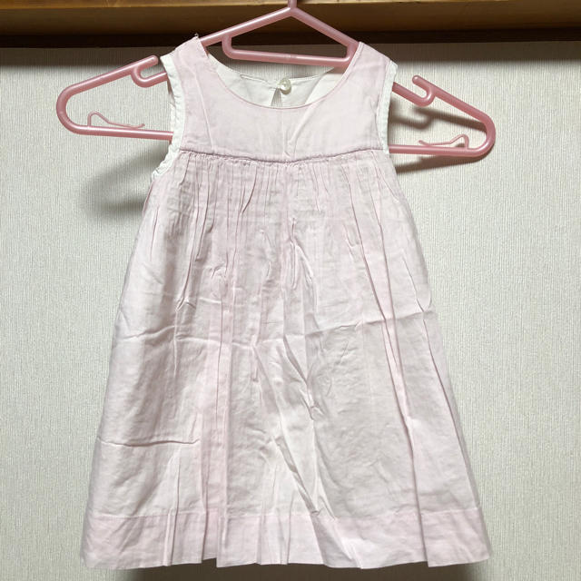 babyGAP(ベビーギャップ)のBABYGAP リバーシブルワンピ 80〜90㎝ キッズ/ベビー/マタニティのキッズ服女の子用(90cm~)(ワンピース)の商品写真