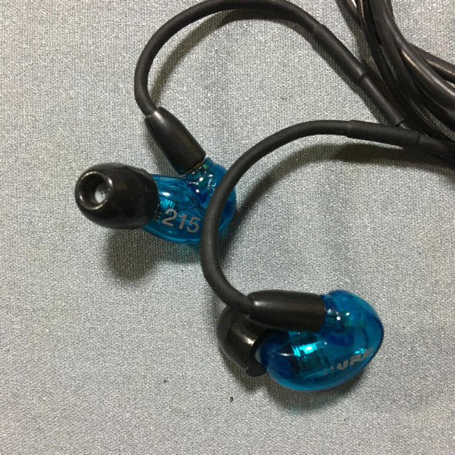 SHURE  SE215 Special Edition イヤホン 1