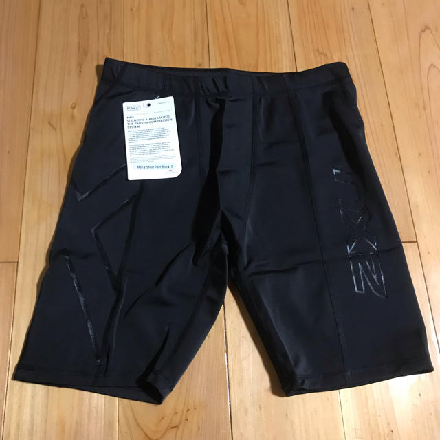 2XU(ツータイムズユー)の2XU  メンズ ショートパンツ Sサイズ　black  メンズのレッグウェア(レギンス/スパッツ)の商品写真