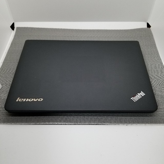 Lenovo(レノボ)のLenovo ThinkPad X121e  スマホ/家電/カメラのPC/タブレット(ノートPC)の商品写真