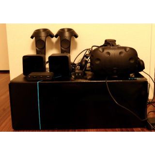 ハリウッドトレーディングカンパニー(HTC)の[中古]HTC Vive + デラックスオーディオストラップ(PC周辺機器)