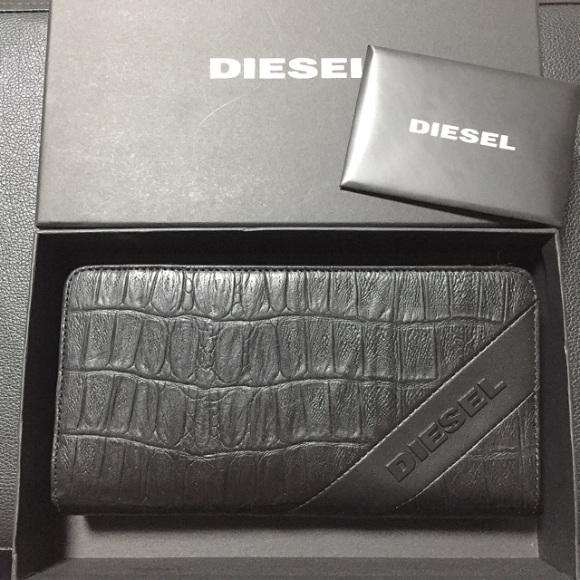 新品未使用】DIESEL ディーゼル メンズ クロコ加工 牛革 長財布 オンラインショッピング 9590円