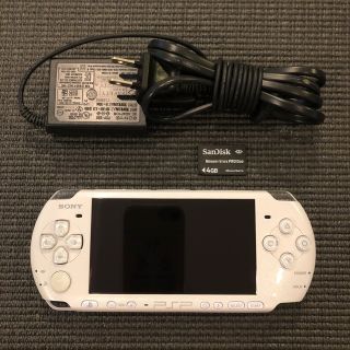 プレイステーションポータブル(PlayStation Portable)のPSP 3000 本体(携帯用ゲーム機本体)