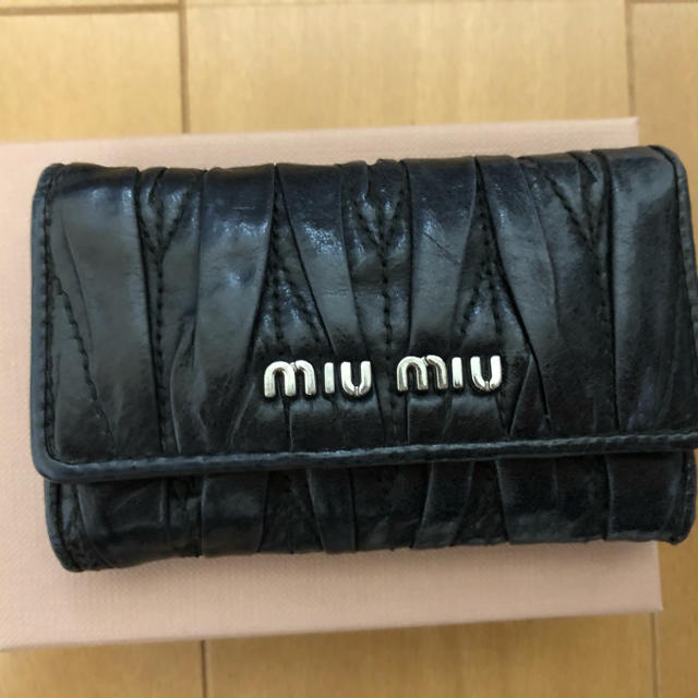 miumiu(ミュウミュウ)のmiumiu キーケース  レディースのファッション小物(キーケース)の商品写真