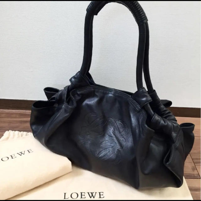 LOEWE   美品 保存袋付き正規品 ロエベ ナッパアイレ 黒