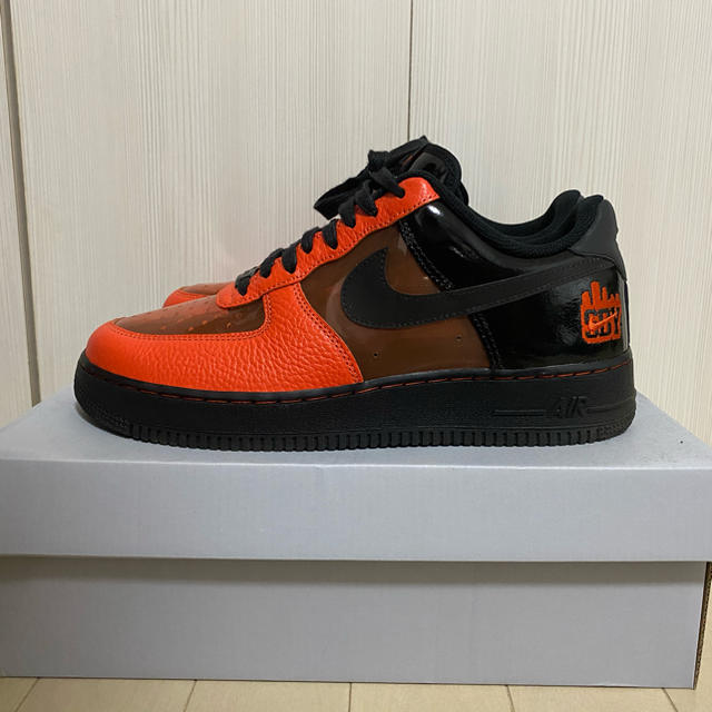 NIKE(ナイキ)のNIKE AIR FORCE 1 LOW SHIBUYA HALLOWEEN  メンズの靴/シューズ(スニーカー)の商品写真