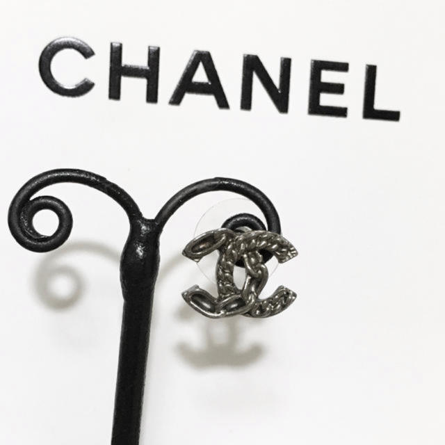 CHANELピアス チェーンアクセサリー